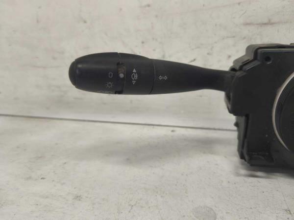 COMMODO CITROEN BERLINGO/ PEUGEOT PARTNER - Vue 2